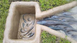 Amazing Hole Fish Trap Smart Boy Build Fish Trap By Muddy soil [upl. by Noitna]