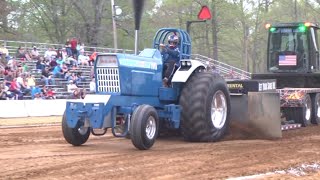 Tractor Pulling Interstate Pullers 10000LB Pro Farm Tractors Pulling At Tuckahoe [upl. by Nodrog]