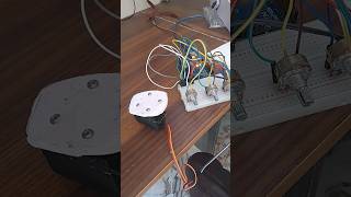 Potentiometer and servo motor servomotors arduino duet youtuber youtubeshorts live robotic [upl. by Nealy]