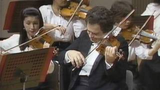 Bruch Violin Concerto 1 mvt2  Itzhak Perlman [upl. by Aiykan707]