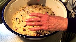 Stollen backen mit Gisela [upl. by Leela]