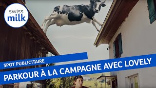 La vache Lovely sème des adeptes de parkour à la campagne  Spot publicitaire  Swissmilk 2017 [upl. by Tager]