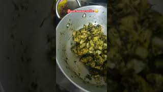 Khana banana seekhe 🙄😅comedyclips funny alooparatha methi ythealth reels [upl. by Adriana]