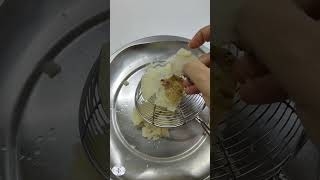 Easy way to peel potatoes [upl. by Pogah]