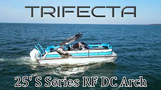 Trifecta S Series Pontoon running fast amp furious in the Great Lakes  Lake Erie near Vermilion Ohio [upl. by Chase]