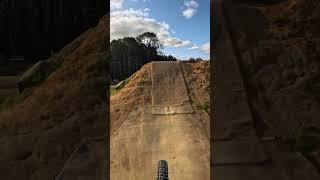 How does the Mondraker Dune Jump Airfield Woodhill NZ mtbjumps [upl. by Andie]