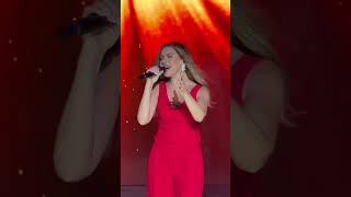 Sıfır tolerans akustik 😍hadise concert live show music queen [upl. by Narcis123]