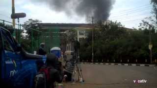 Fear and chaos in Nairobi As Kenyan siege continues tear gas and panicked crowds [upl. by Aikenahs]