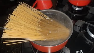 macarrão com sardinha super rápido fácil e delicioso [upl. by Yuille]