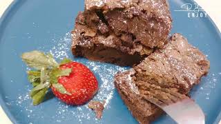 The Best Fudgiest Chocolate Brownies very easy and every one can make it Chocolate Brownies [upl. by Luhe]