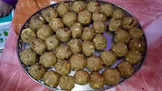 Gur ki Pinni laddo  Without sugar  Nani Special Traditional Ladoo [upl. by Ahsinet]