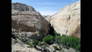 Utah  Hiking Escalante River Canyon  Day 1 Photos [upl. by Stolzer]