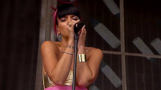 Lily Allen  Somewhere Only We Know Live Performance Glastonbury Festival 2014 [upl. by Alius]