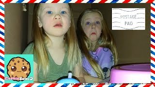 I Mailed Myself in a Box to Cookie Swirl C with Little Sister Met Evan on Way to Ryan Toy Review [upl. by Bard]