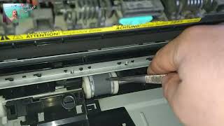 The printer Canon MF4410 can not pick up paper Problem with paper pick up roller Replace roller [upl. by Fernyak]