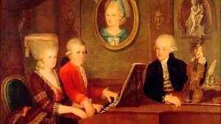 W A Mozart  KV 220 196b  Missa brevis in C major quotSpatzenmessequot [upl. by Eramal]