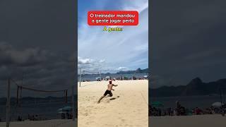 Joga perto volei voleidepraia shorts short viral viralshorts yt ytshorts [upl. by Mcbride193]