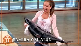 Samira se enfrenta a un atún más grande que ella  MasterChef 7 [upl. by Eiramaliehs606]