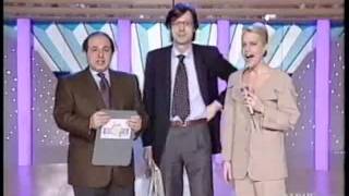 Vittorio Sgarbi polemica con Magalli ed Heather Parisi  Ciao WeekEnd  RAIDUE 1991 [upl. by Dredi]