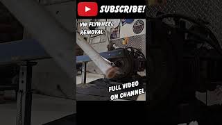 vwbeetle bajabug Flywheel Removal mechaniclife [upl. by Sinned]