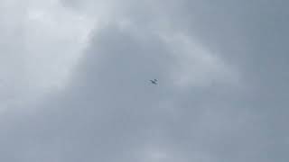 Beechcraft 58 Baron flyby [upl. by Ycniuq]