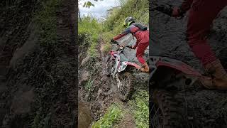 Salah dikit Beda Alam eventtrabas trabas crf ktm enduro [upl. by Leiand291]