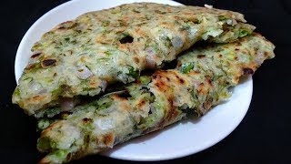 south indian akki rotti recipe in hindi video  by home recipe [upl. by Enoid]