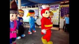 Jollibee and friends quotIm your friendquot [upl. by Hauhsoj]