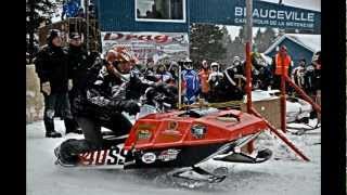 DRAG DE MOTONEIGE ANTIQUE BEAUCEVILLEQUEBEC 2013 [upl. by Monroy713]