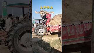 Banda Marta Marta bacha 🙏😭😭🙏  Massey 385 tractor ka kunda tut gaya 🙏😭😭🙏  tractor accident video [upl. by Nomelif]