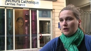 Les Roms stigmatisés et fragilisés selon le Secours catholique [upl. by Antonietta]