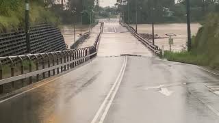 Granville Bridge  Maryborough Floods  6pm update  27th Feb [upl. by Edmond]