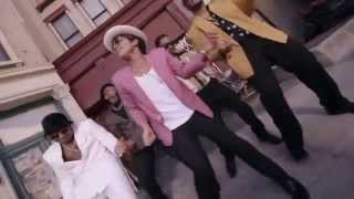 BRUNO MARS danse Solola Bien de WERRASON [upl. by Ashok707]