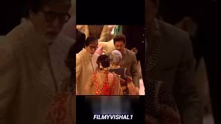 Shahrukh Khan ambani bhai shahrukhkhan ambaniwedding [upl. by Ula584]