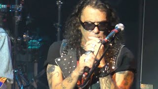 RATT Singer quotStumblingquot During Another Troubling Show  Rock Feed [upl. by Dante]