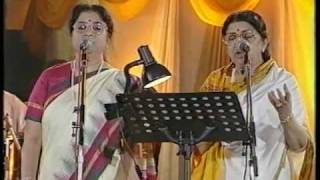 Lata amp Usha Mangeshkar  Aplam Chaplam Live Performance [upl. by Augusta]