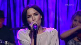 Andrea Corr  Tinseltown in the Rain Late Late Show  20 May 2011 [upl. by Naveb201]