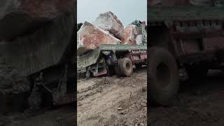 Truck Ka Tyre Brust Mar Giatrending bedfordtruck shorts tiktok ytshorts truck reels [upl. by Isak]