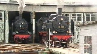 Dampfwolken im BwGerolstein mit Dampflok 38 1182 und Dampflok 38 2267 [upl. by Balac512]