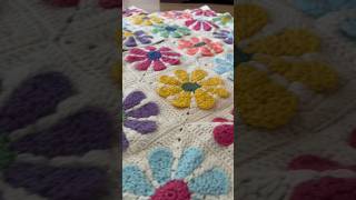 Crochet daisy vinted granny square crochet granny grannysquare crochetgranny grannycardigan [upl. by Largent]