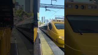 Queensland’s Electric TiltTrain To Rockhampton — trains train brisbane tilttrain fyp [upl. by Tristram]