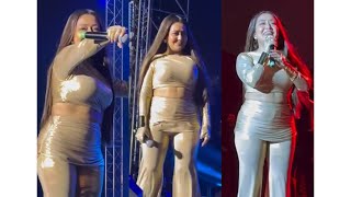 Neha Kakkar Latest Concert 🥰😲 l Mile Ho Tum humko l Another singer in concert [upl. by Battat]