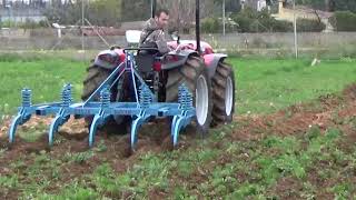 TRACTOR ANTONIO CARRARO TGF CON CULTIVADOR MUNNÉ MAQUINARIA [upl. by Oniotna788]