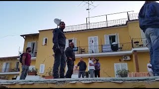 Terremoto Ischia si continua a scavare tra le macerie [upl. by Innob40]