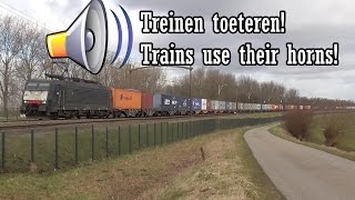 Special Toeterende treinen Train horns [upl. by Areis]