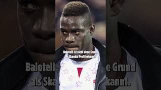 Mario Balotelli wirft Böller in der Kabine shorts [upl. by Kris]