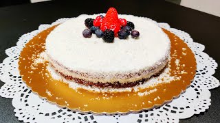 TORTA FREDDA con Yogurt Greco e cuore di frutti di bosco RICETTA LIGHT [upl. by Neau]