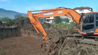 DOOSAN 225 EXCAVATOR [upl. by Macey]