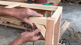 Cheap Extremely Useful Woodworking Project  A Portable Desk That You Might Love Very Much [upl. by Steiner269]