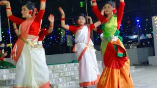 pagla hawar badol dine পাগলা হাওয়ার বাদল দিনে।song । dance [upl. by Konopka755]